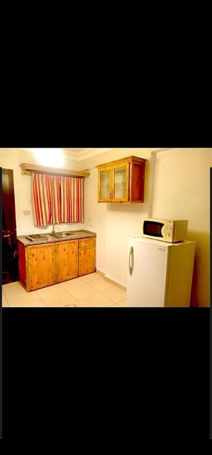 Dead Sea Lafamilia Albadwan Sweimeh Exterior photo