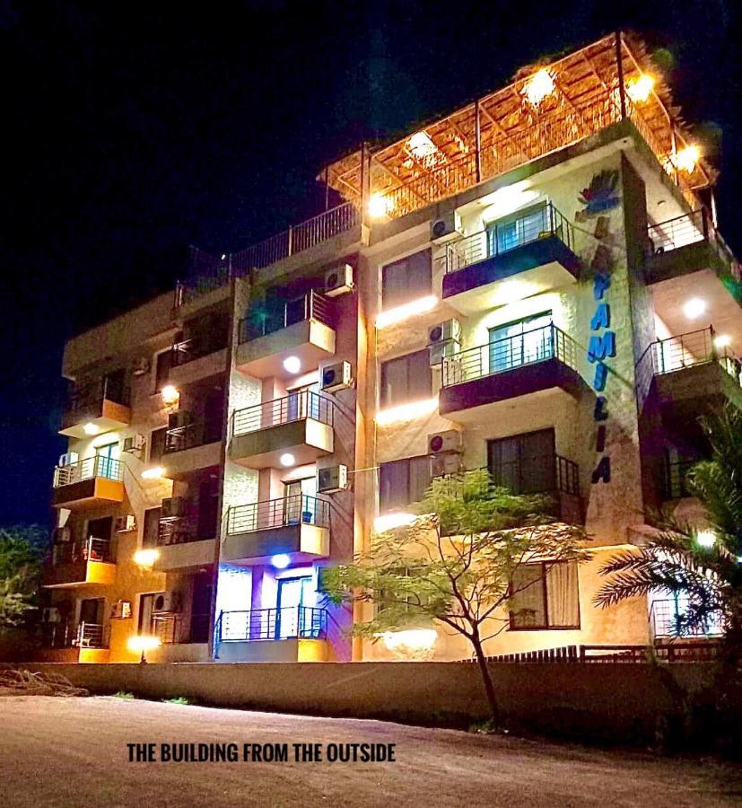 Dead Sea Lafamilia Albadwan Sweimeh Exterior photo